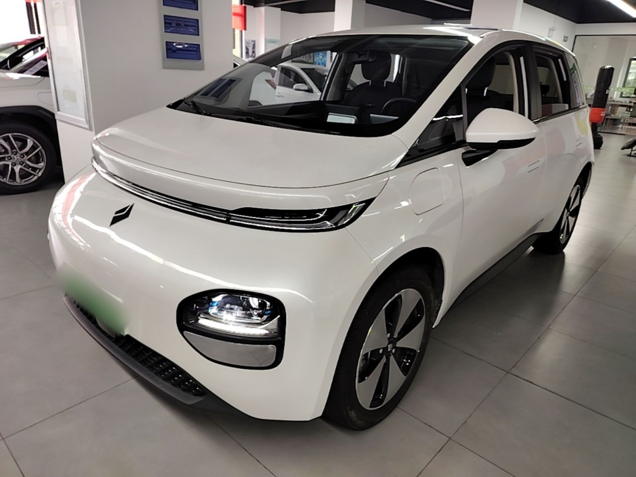 2023 460 Plus