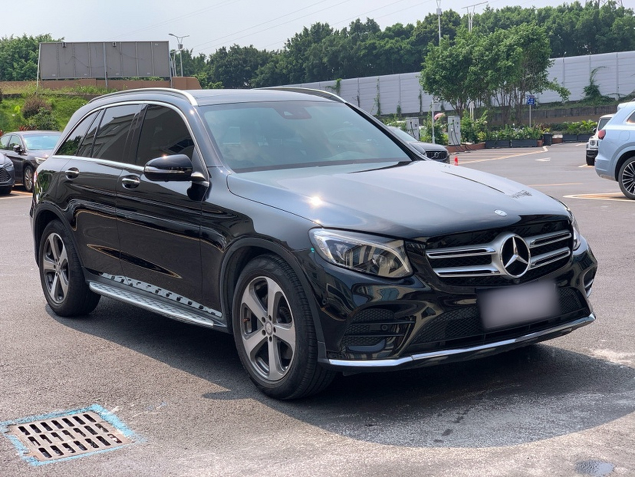 GLC 2017 GLC 300 4MATIC Dynamic photo 3