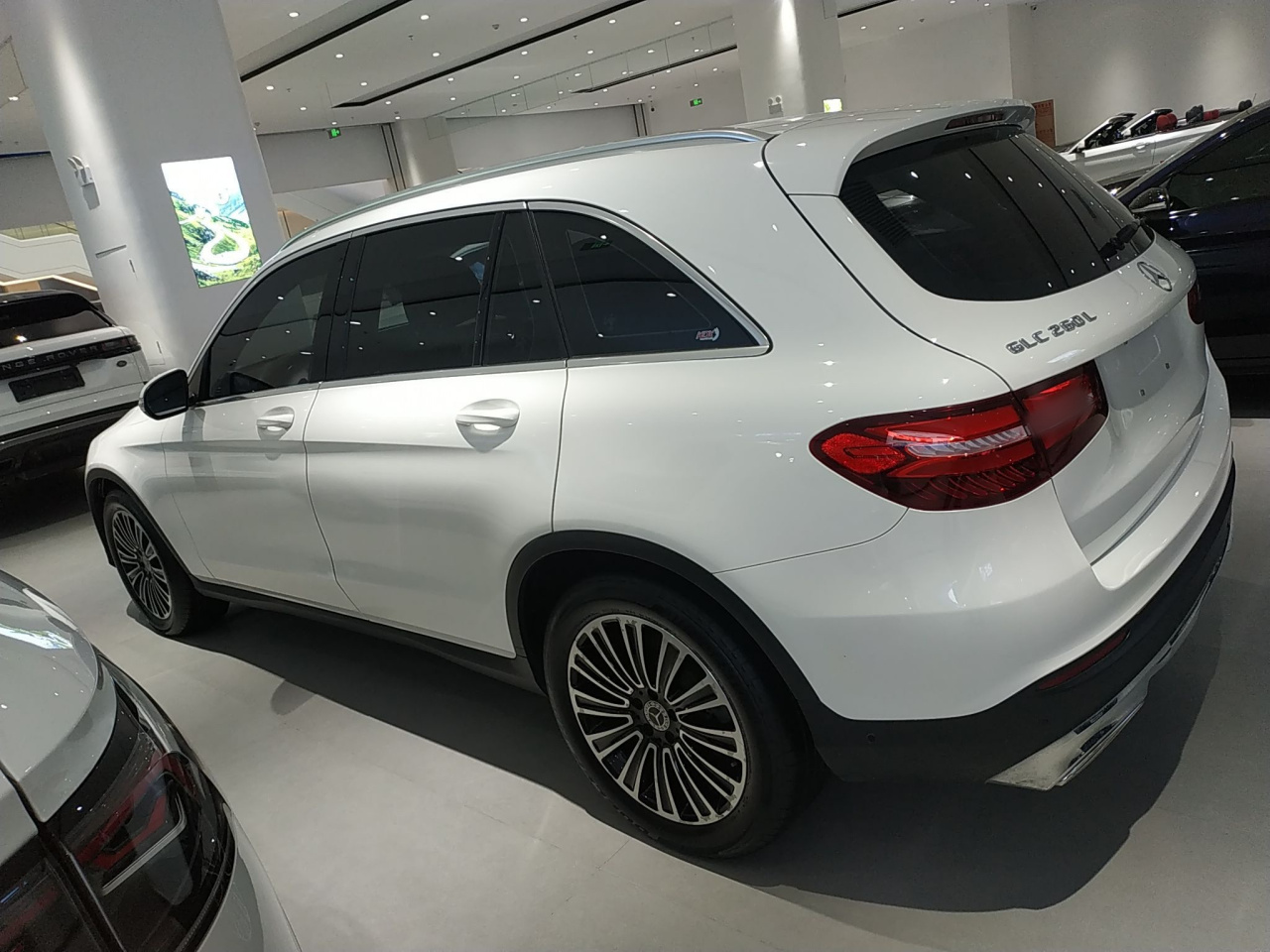 GLC 2019 GLC 200 L 4MATIC photo 4