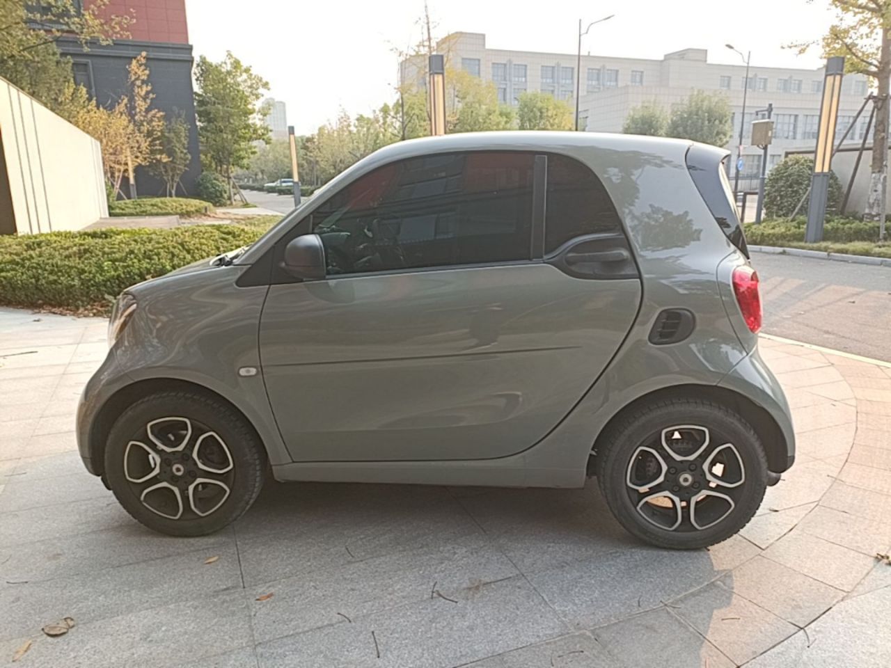 fortwo 2019 0.9T 66 Coupe China VI photo 4