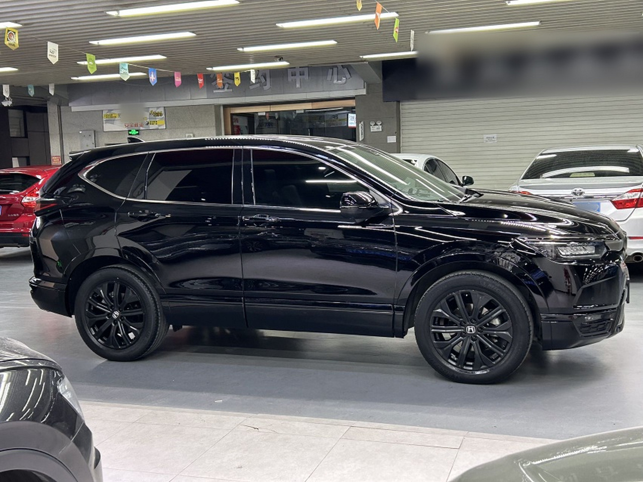 Breeze 2020 240TURBO CVT AWD Phantom Night photo 2