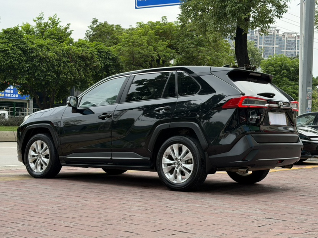 Wildlander 2020 2.0L CVT RWD Leading photo 2
