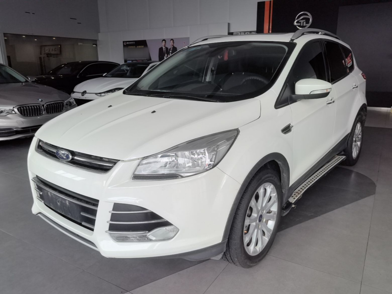 Kuga 2015 1.5L GTDi AWD Elite