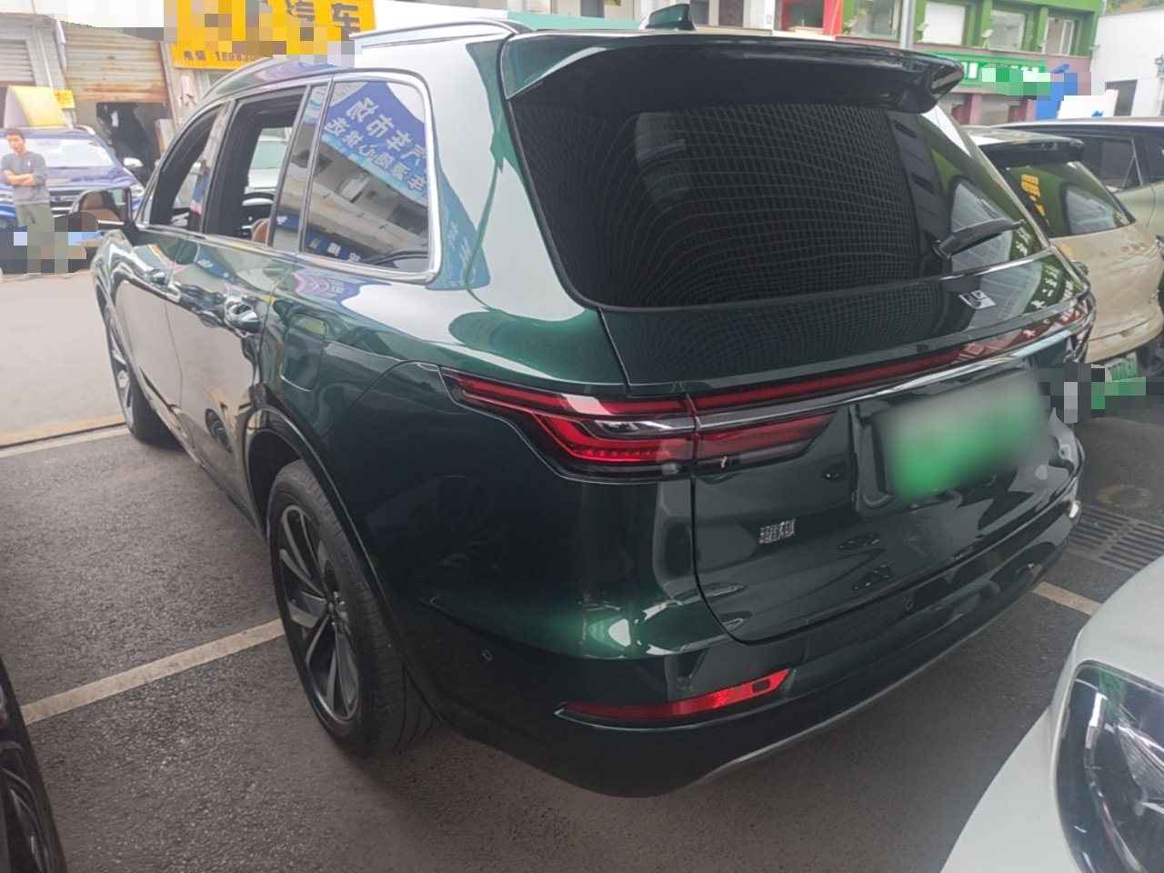 Li Auto ONE 2021 EREV 6-Seater photo 4