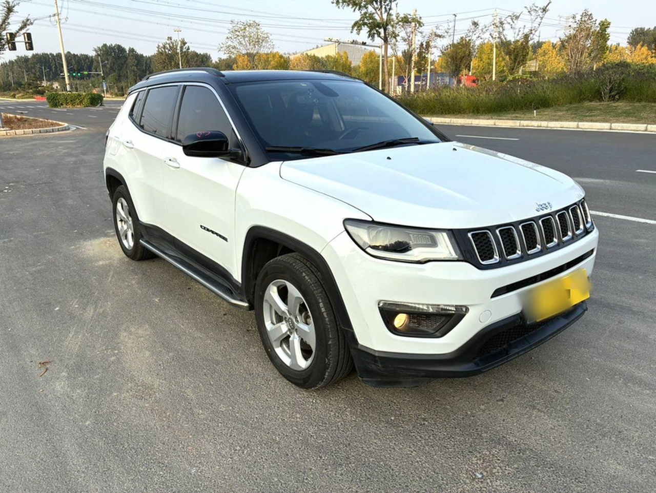 Compass 2019 220T AT photo 3