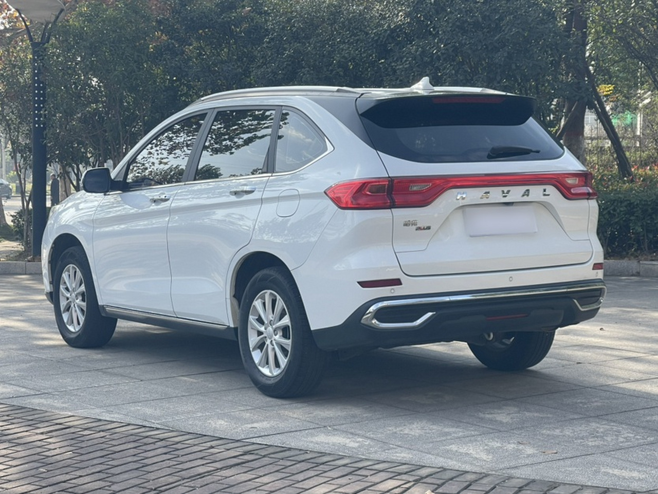 M6 2021 PLUS 1.5T DCT Luxury Connected photo 3