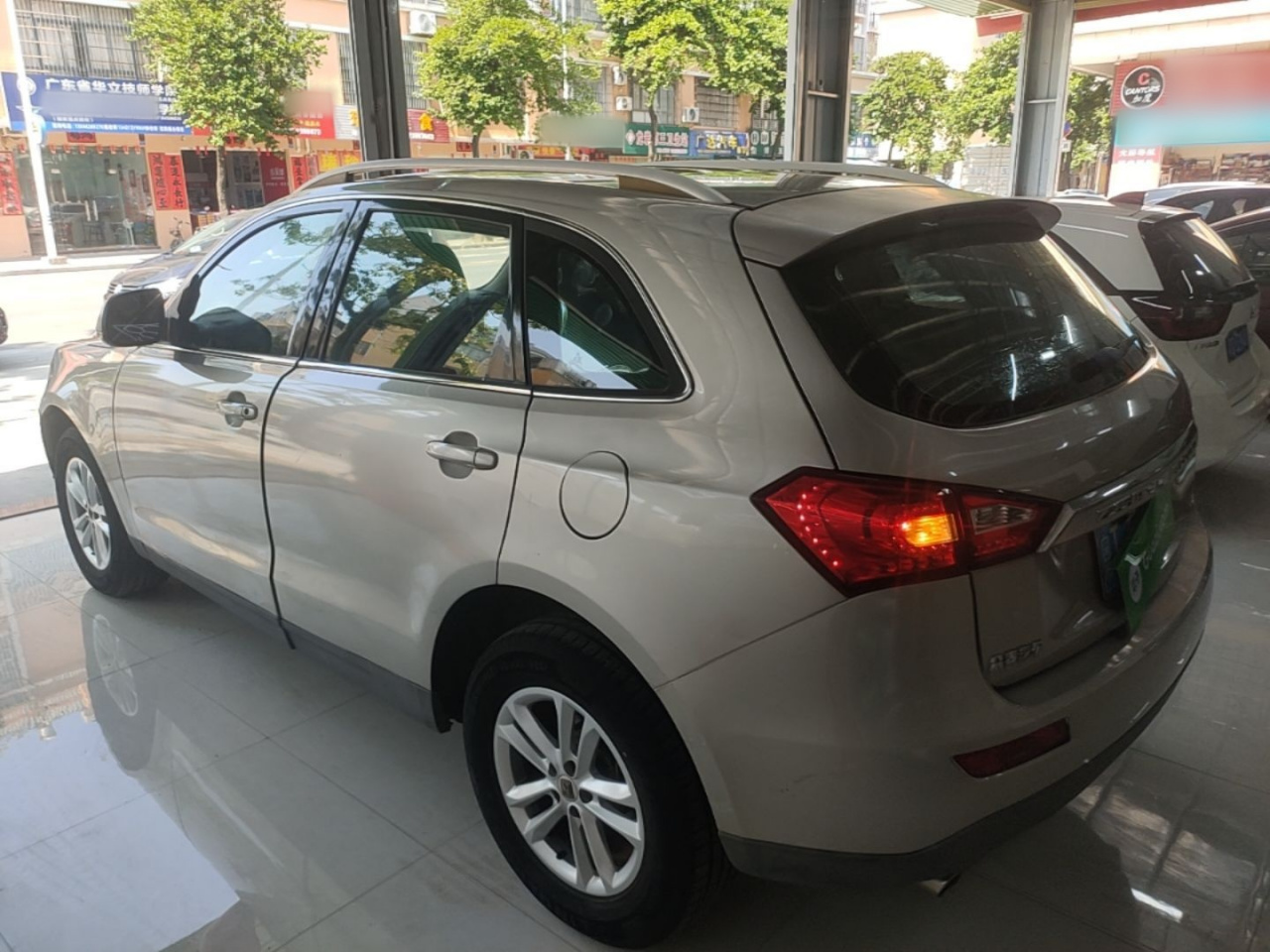 T600 2015 1.5T MT Elite photo 4