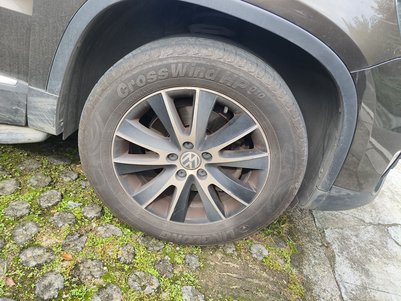 Tiguan 2015 1.8TSI AT AWD Luxury photo 5