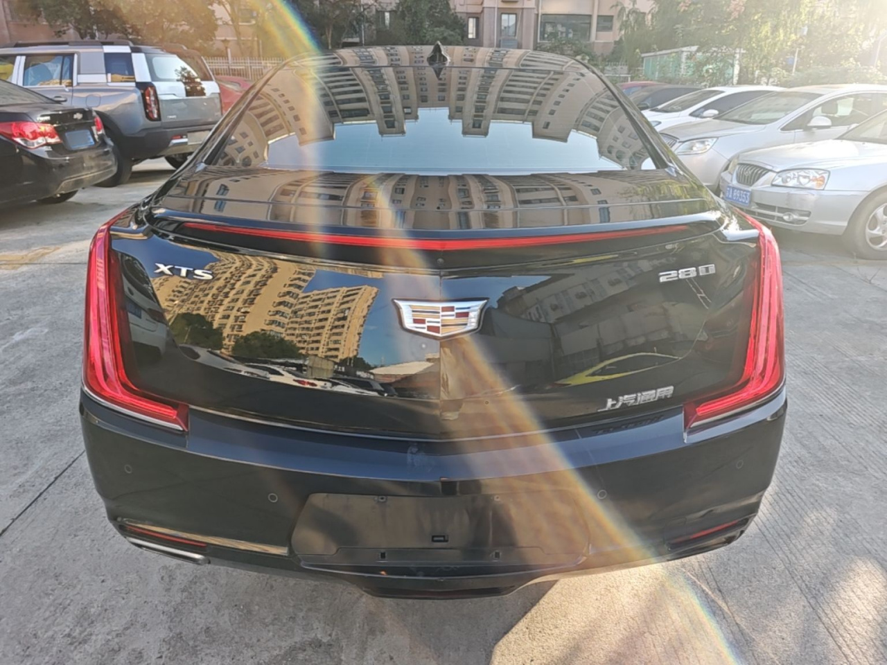 XTS 2018 28T Tech photo 5