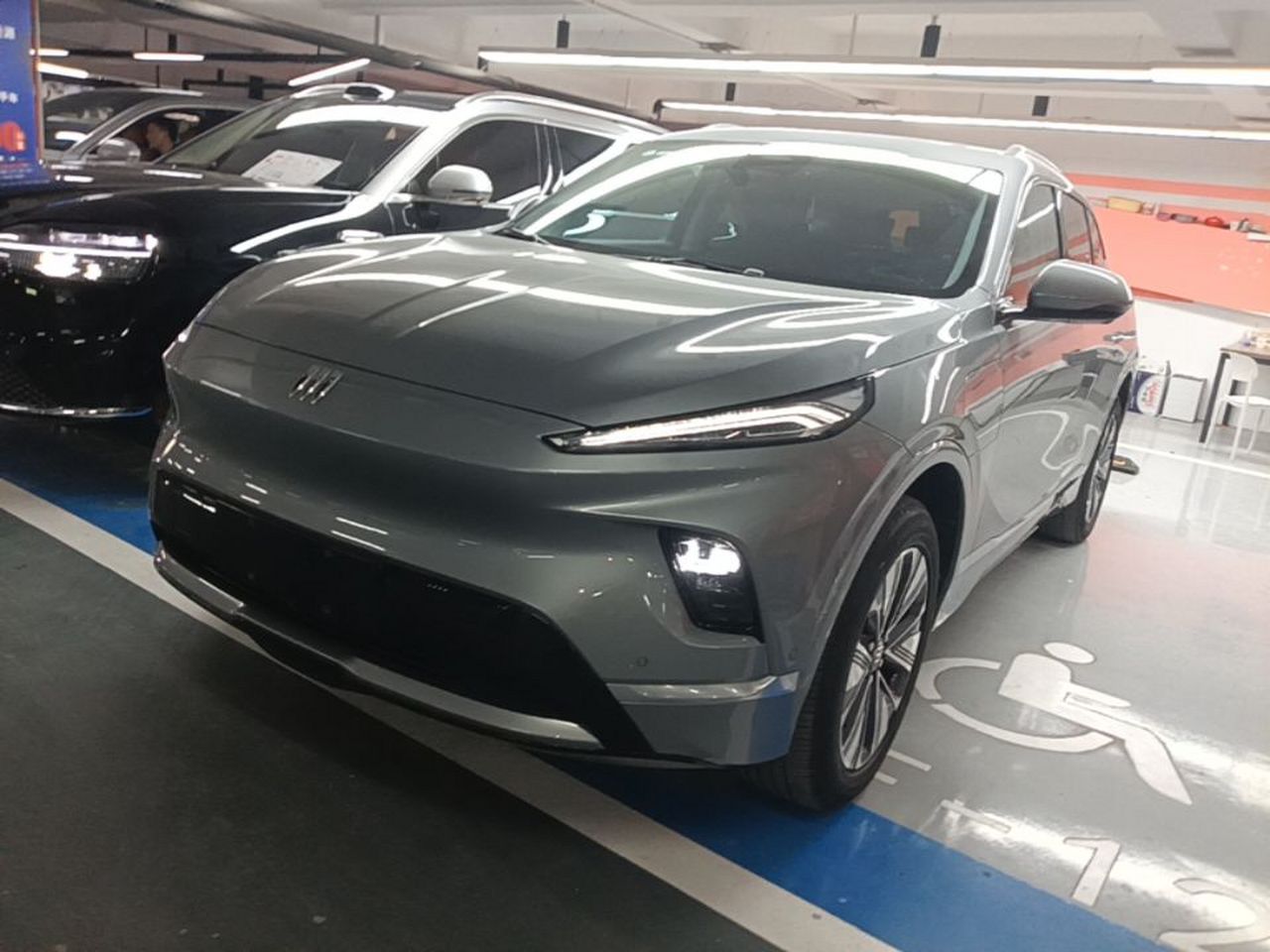 E5 2025 620KM Exclusive
