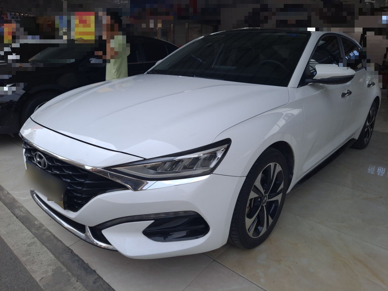 Lafesta 2021 280TGDi DLX Luxury