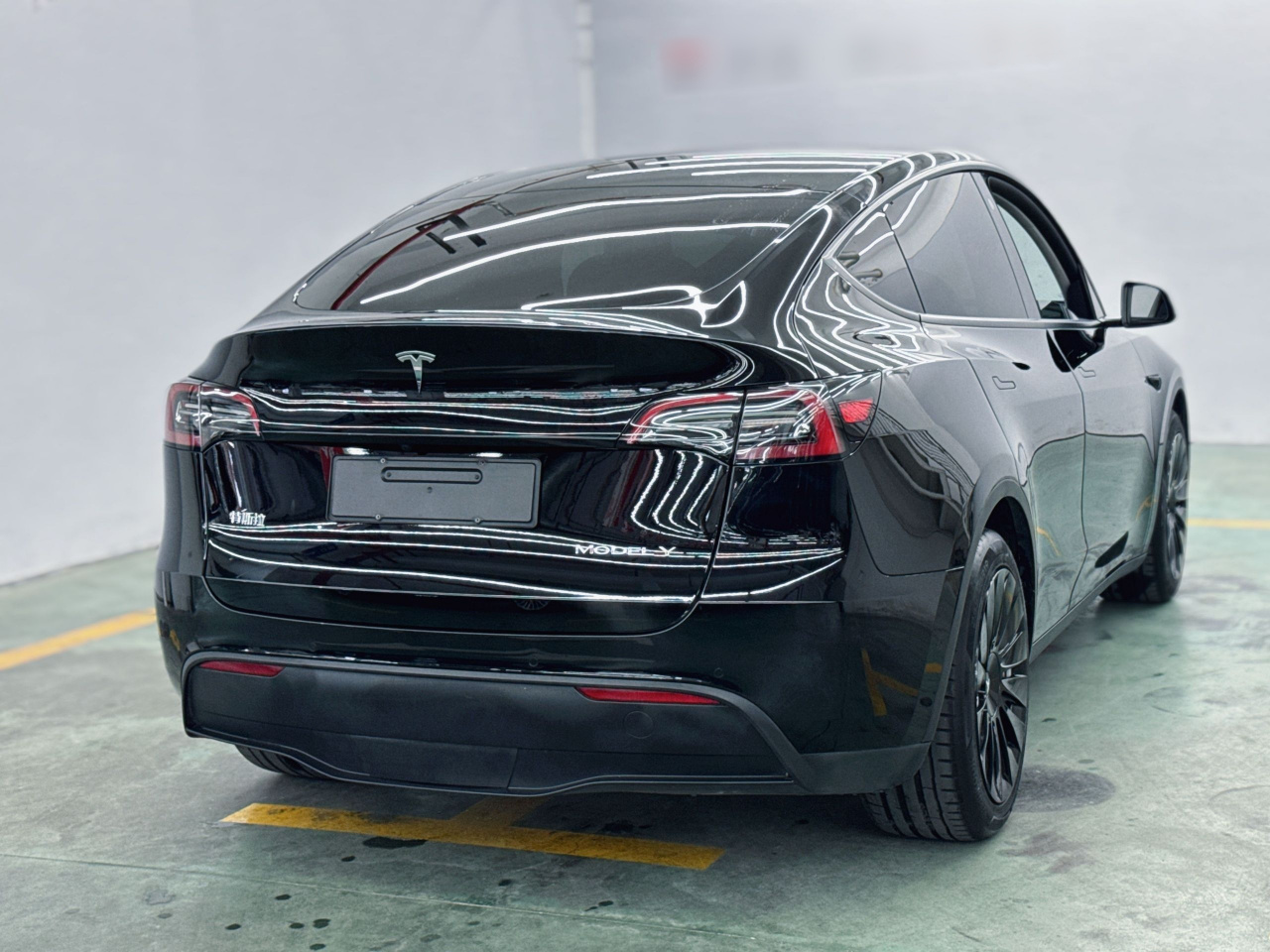 Model Y 2021 Standard Range RWD photo 4