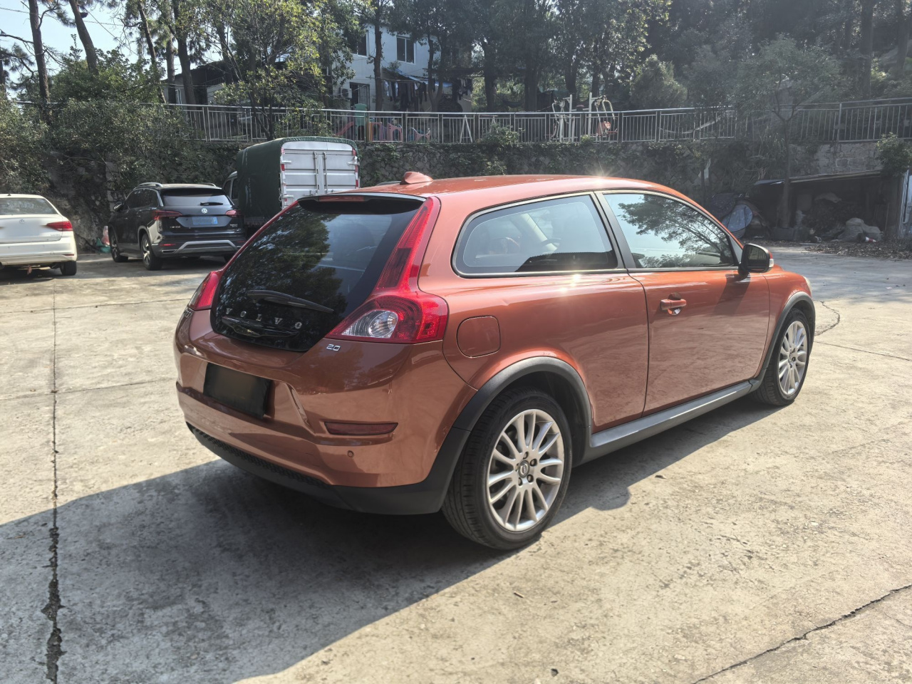 C30 2012 2.0L Aktiv photo 4