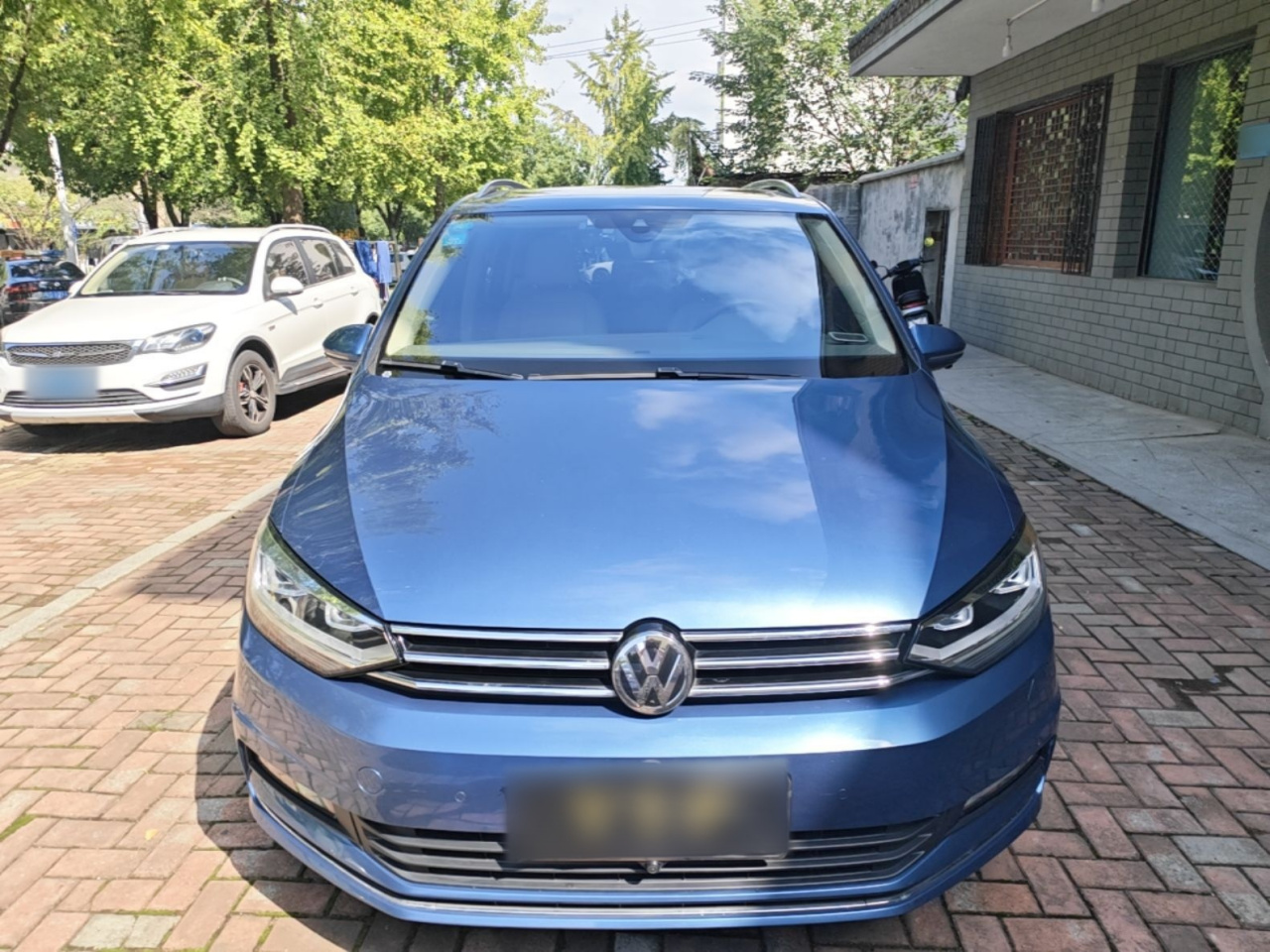 2016 L 280TSI DSG Luxury photo 2