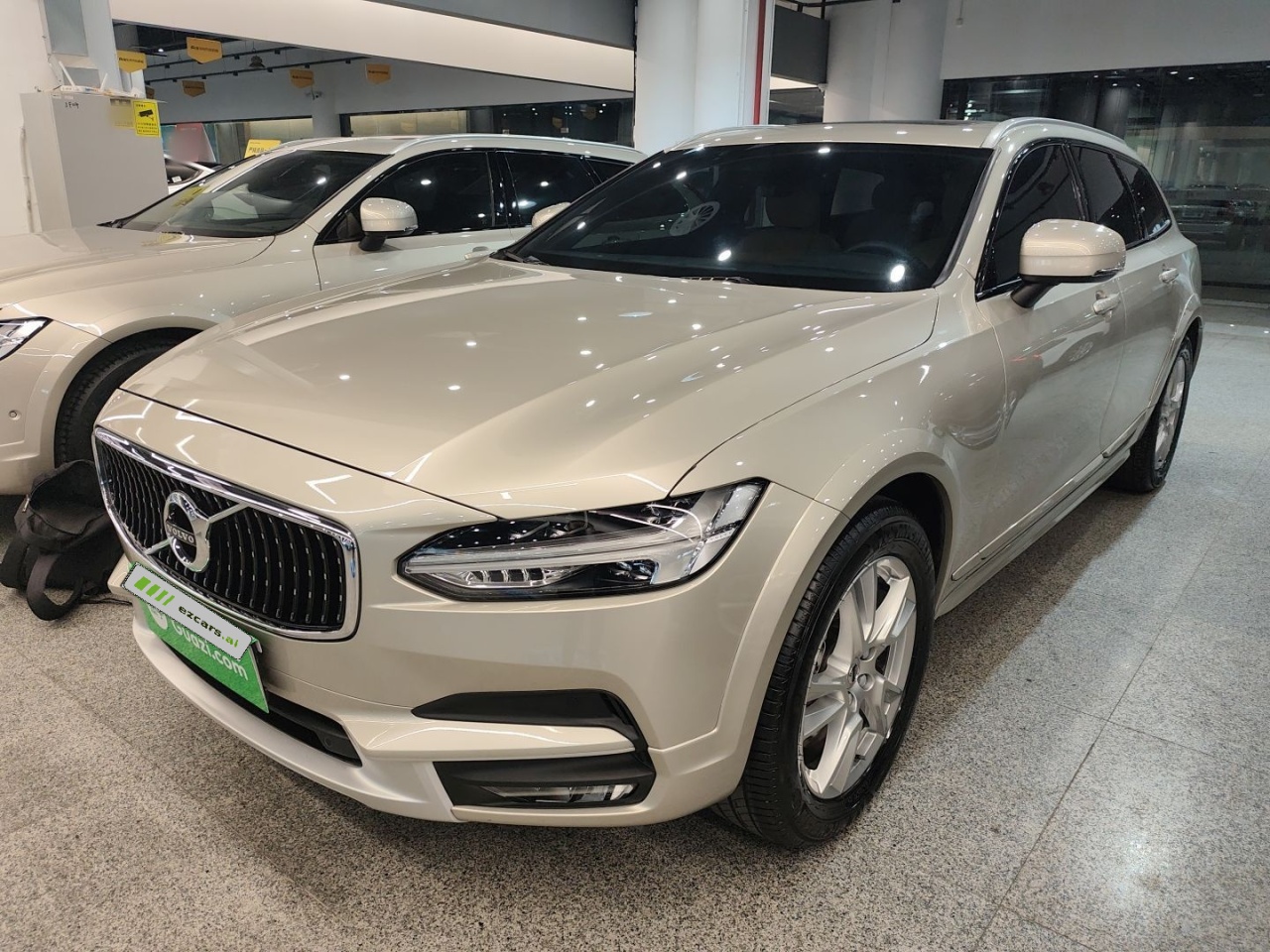 V90 2019 Cross Country T5 AWD China V