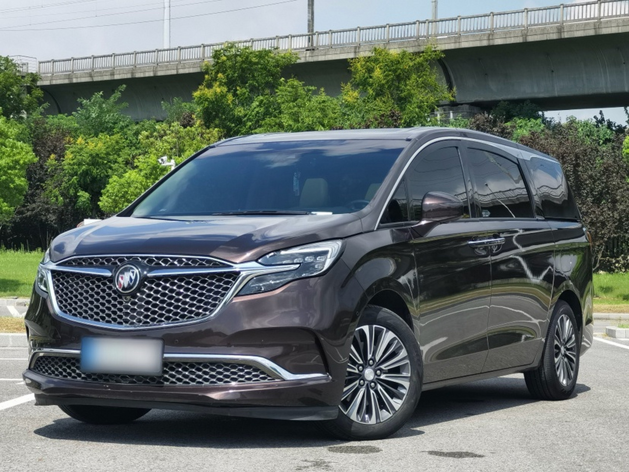 GL8 2020 ES 653T Luxury