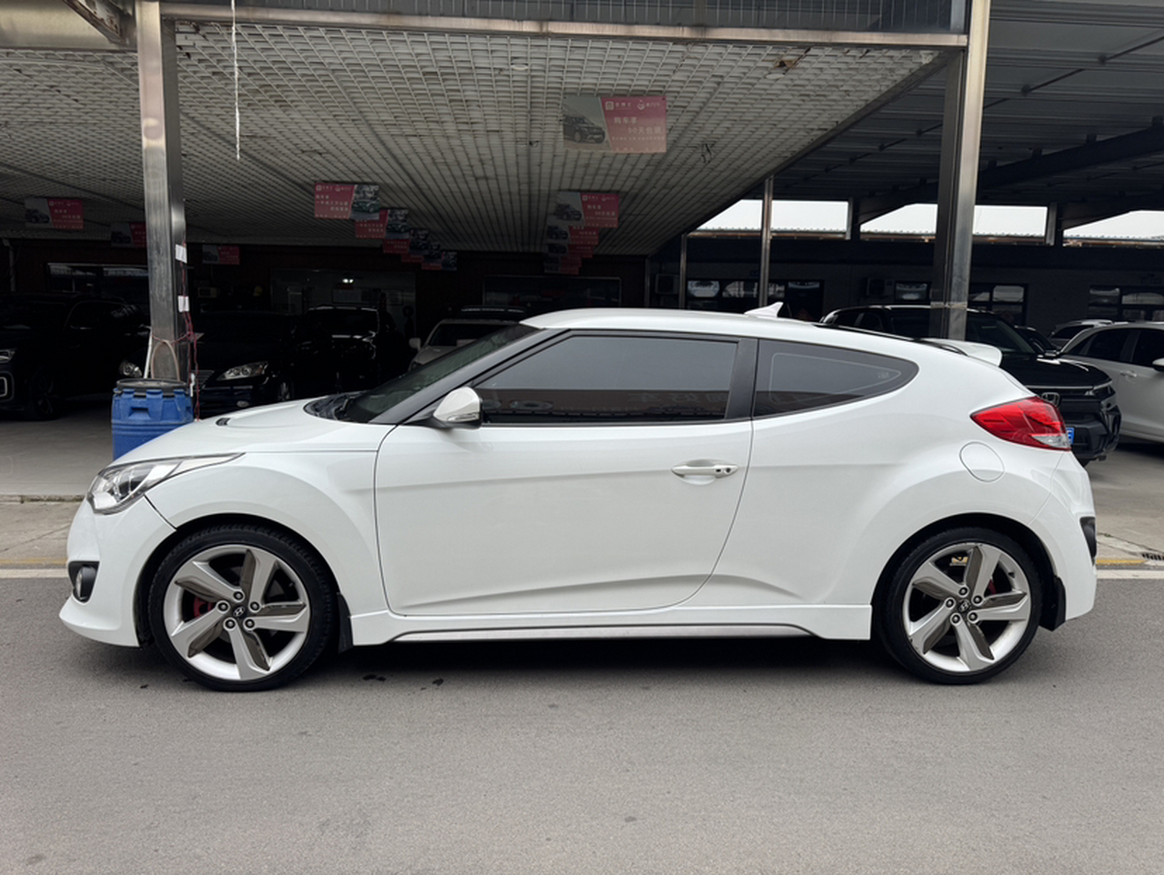 Veloster 2012 1.6T AT Exclusive photo 2