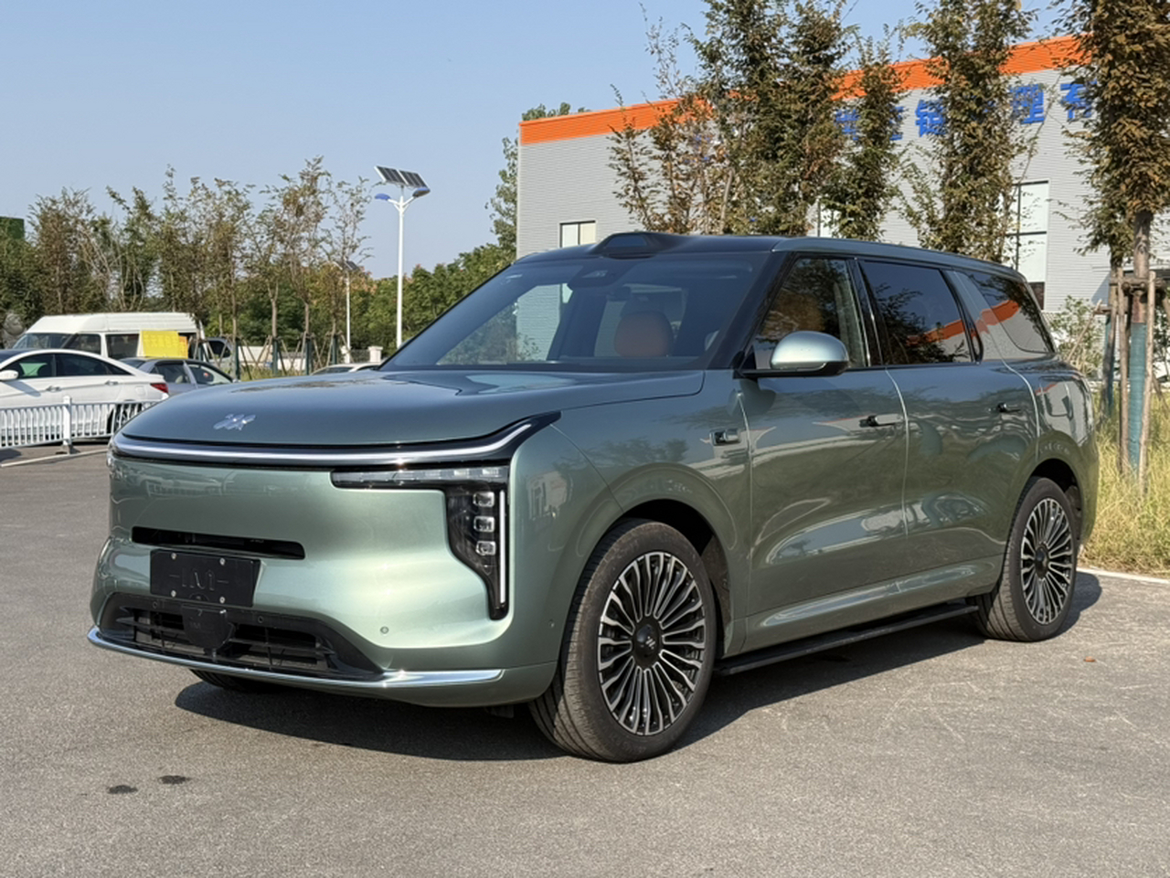 IM Motors LS8 2026 52 Max+ 6-Seater