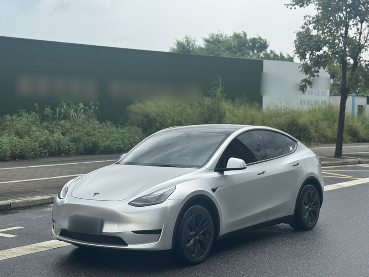 Model Y 2023 RWD