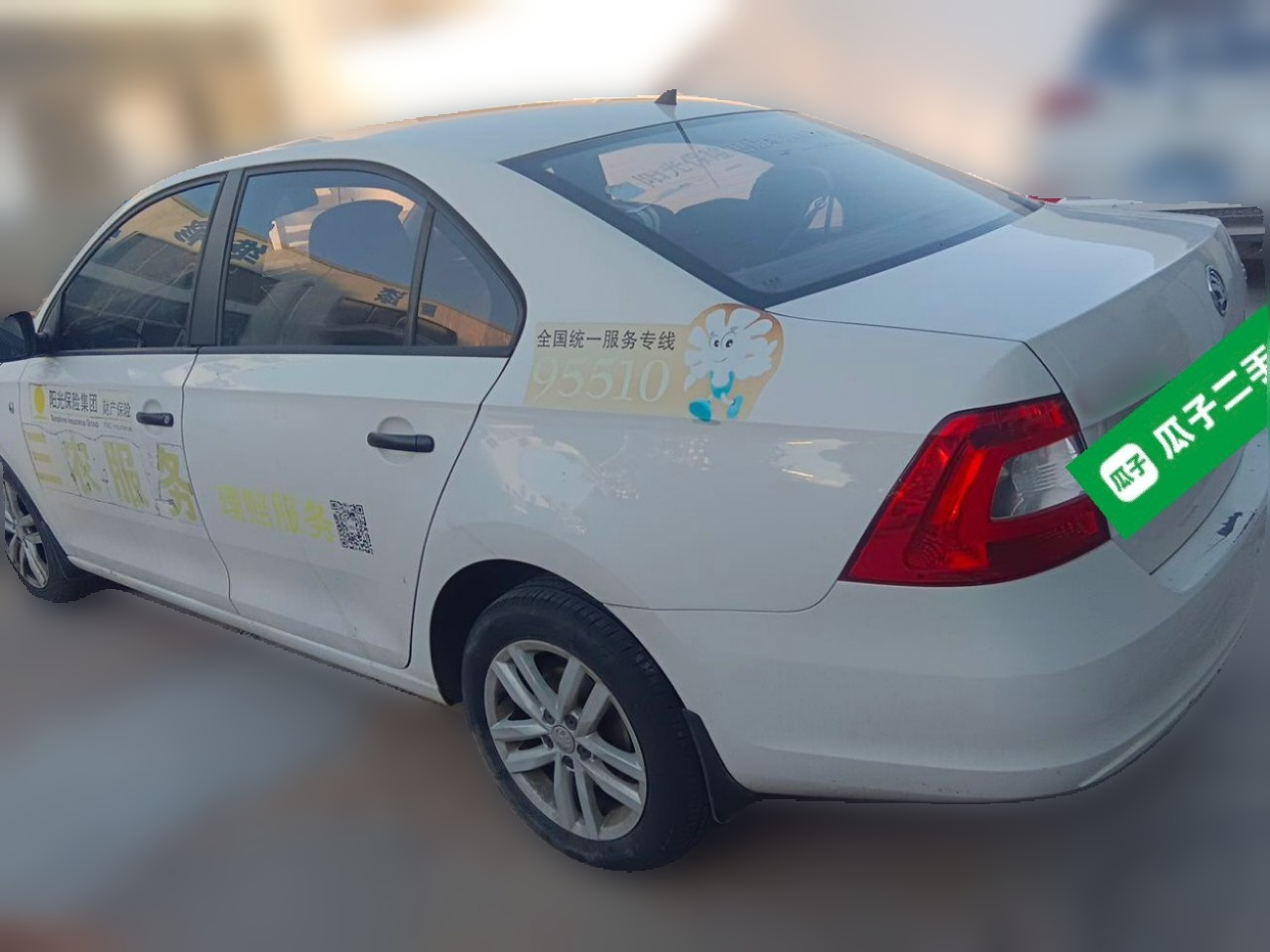 Rapid 2015 1.6L MT photo 4
