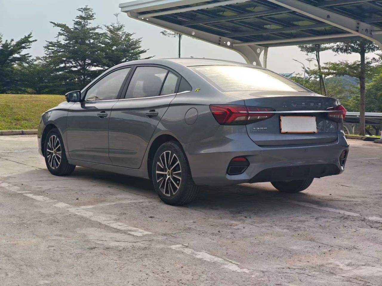 i5 2021 Facelift 1.5L CVT Starlight photo 4
