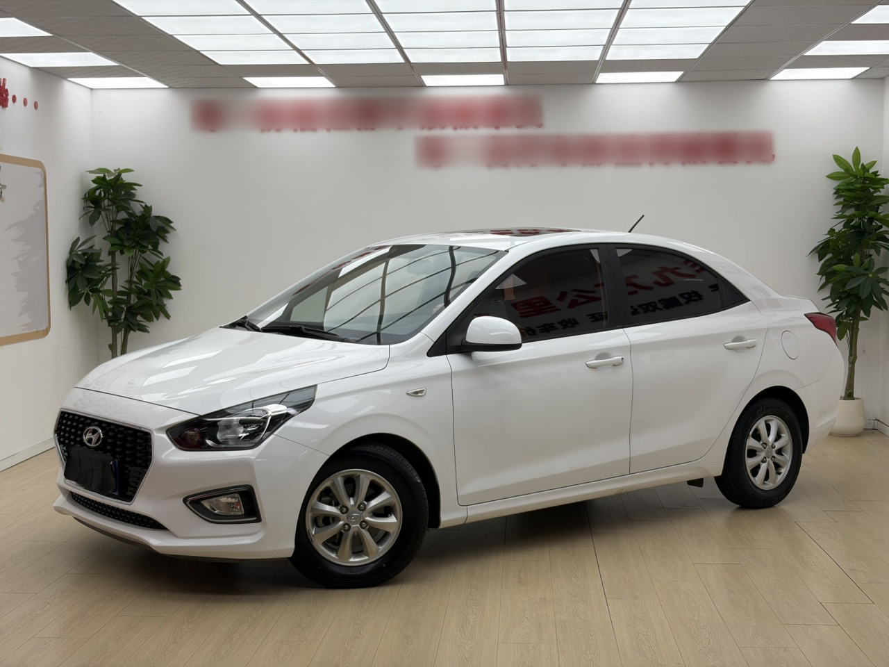 Verna 2017 1.4L MT China V