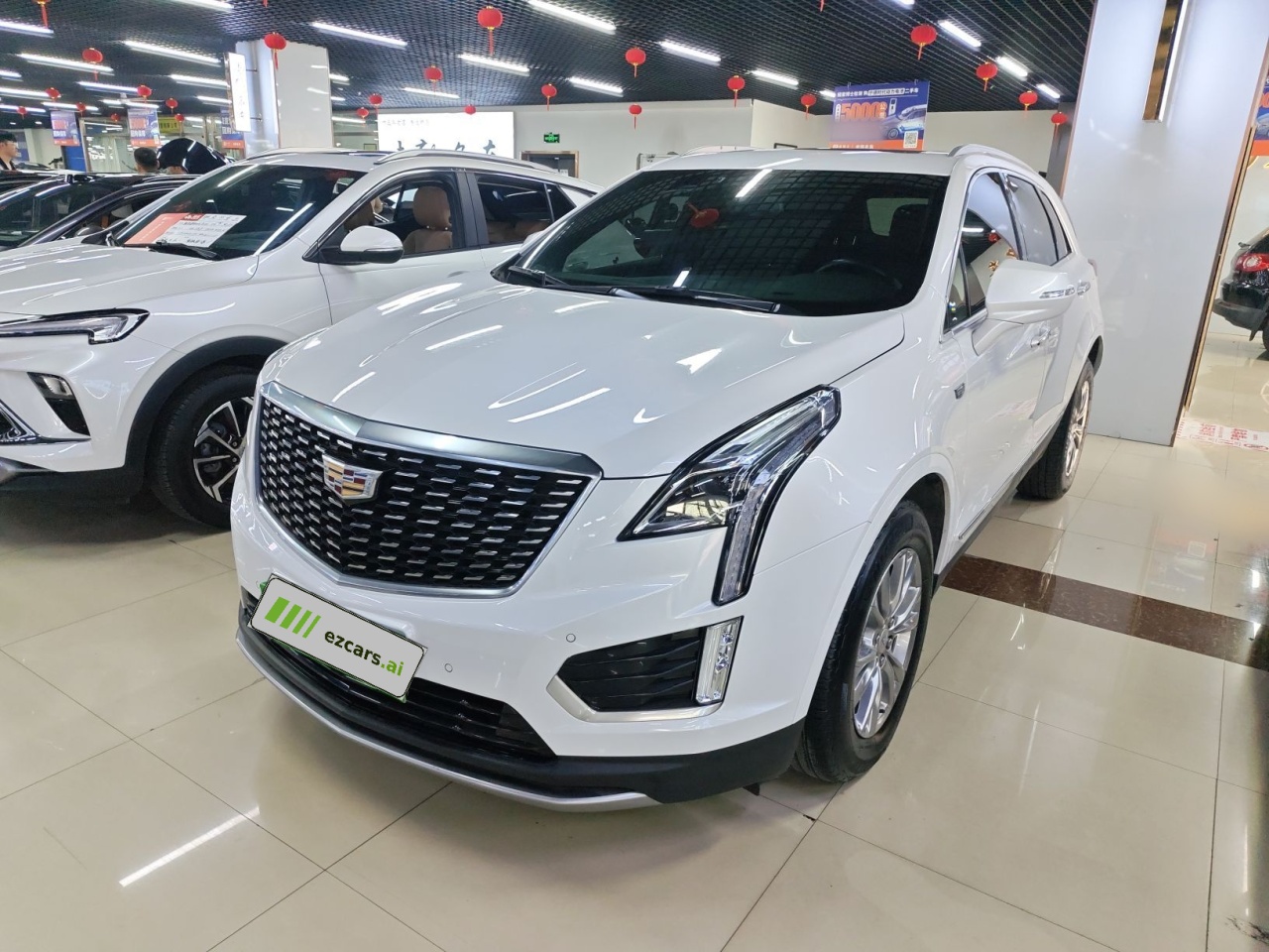 XT5 2021 28T Luxury