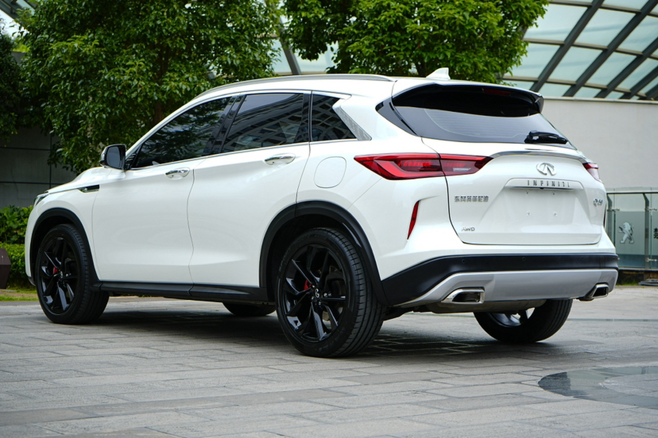 QX50 2022 2.0T AWD Flagship photo 2