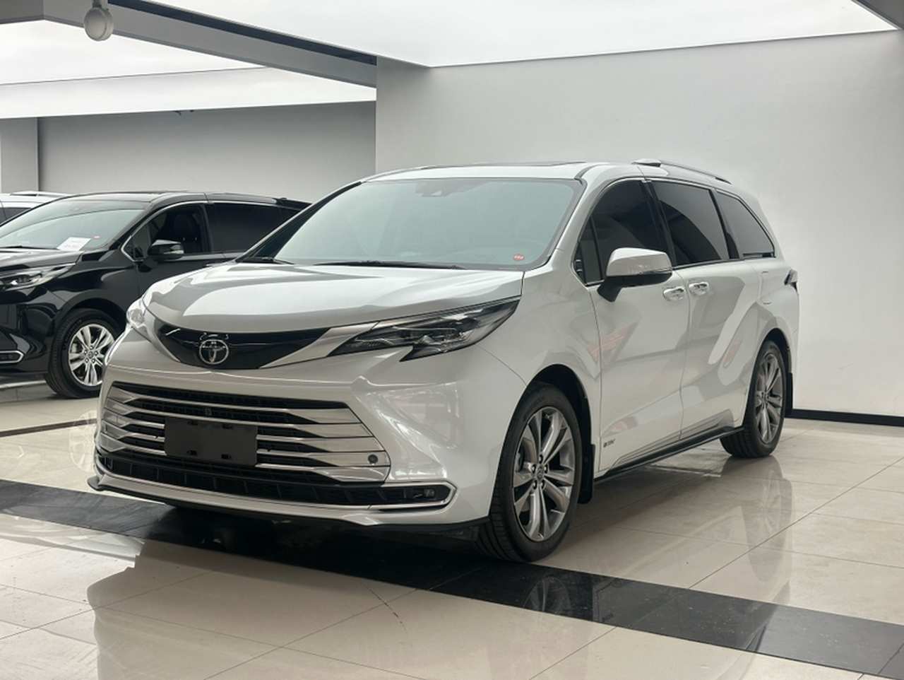 Sienna 2024 2.5L Hybrid Platinum
