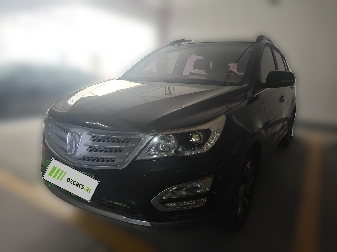 560 2015 1.8L MT Luxury