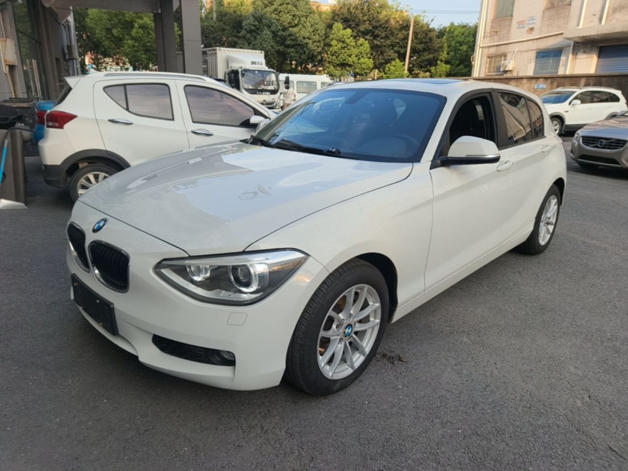 1 Series Imported 2013 Facelift 118i Leading