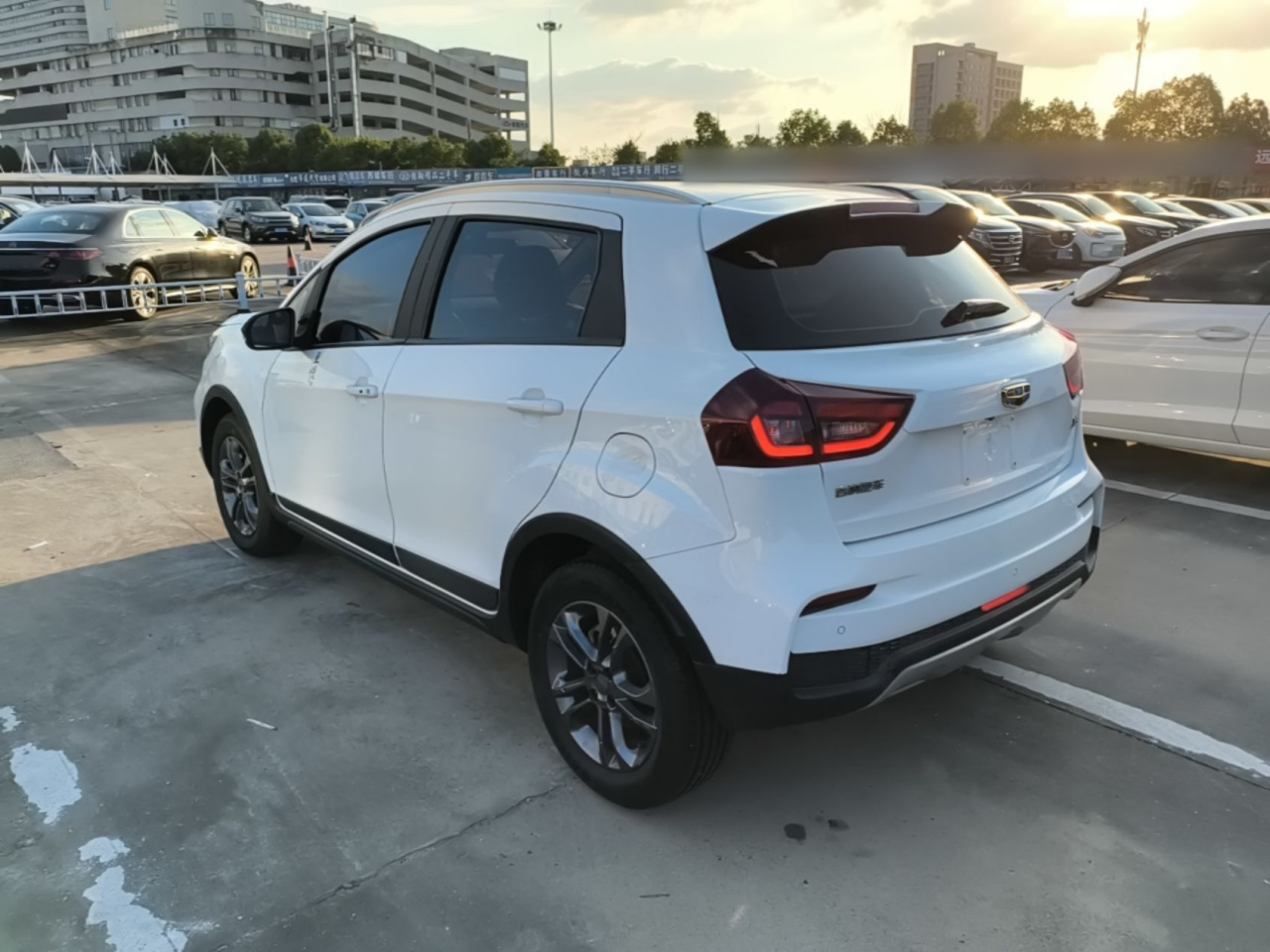 Vision X3 2020 1.5L CVT Premium photo 4