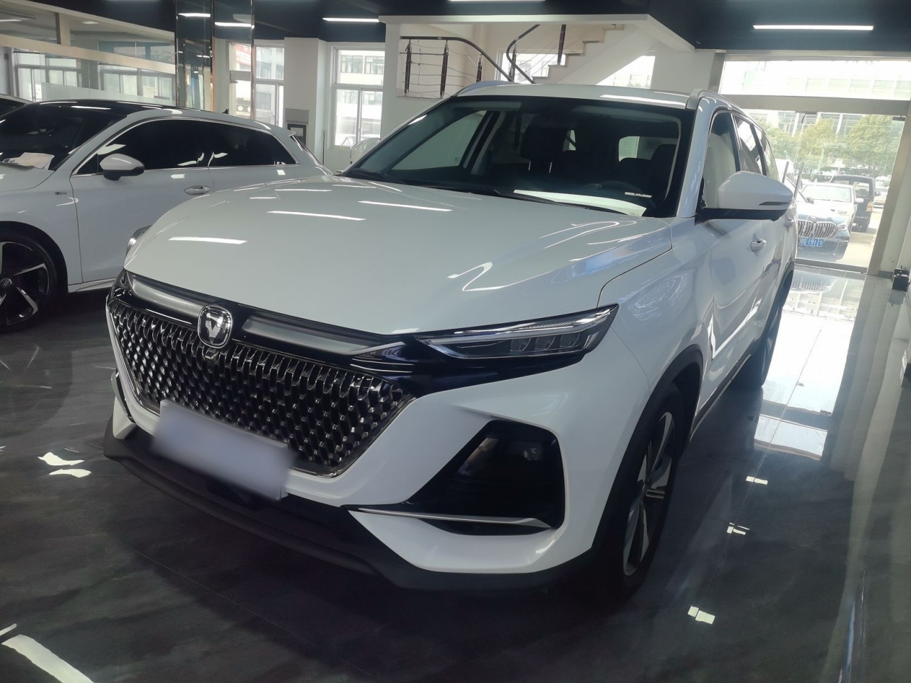 X7 PLUS 2024 1.5T AT 7-Seater