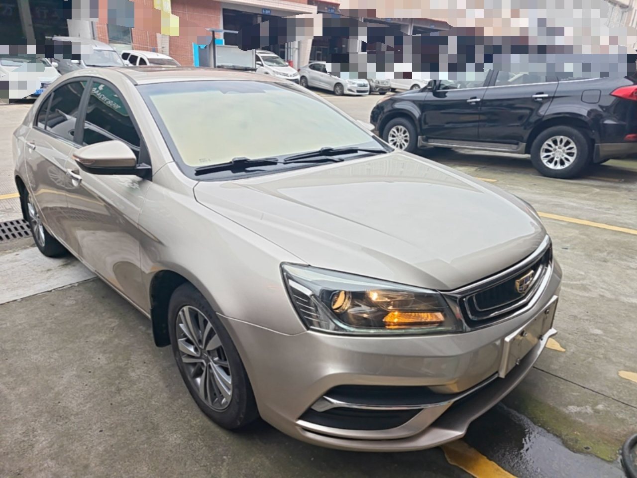 Emgrand 2018 1.5L CVT photo 3