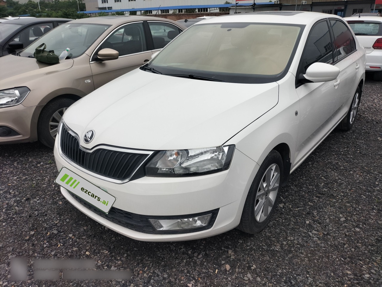 Rapid 2016 1.6L MT