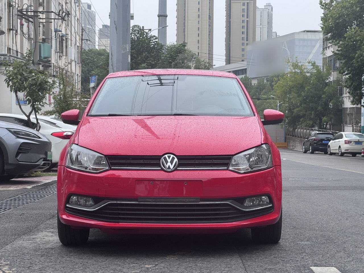 Polo 2016 1.6L AT Comfort photo 4