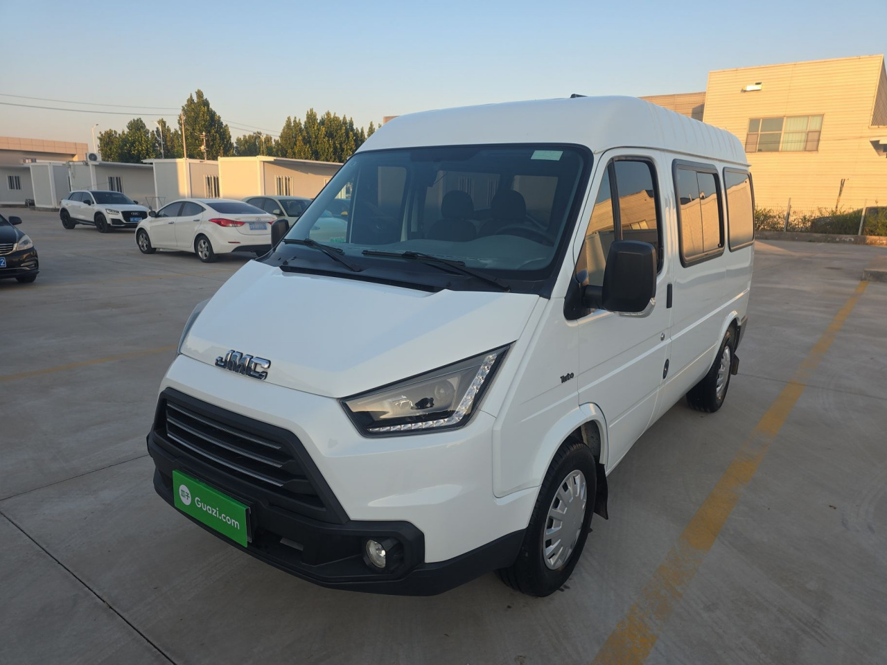 Transit 2017 2.8T Short Wheelbase 6/7/8-SeaterJX493
