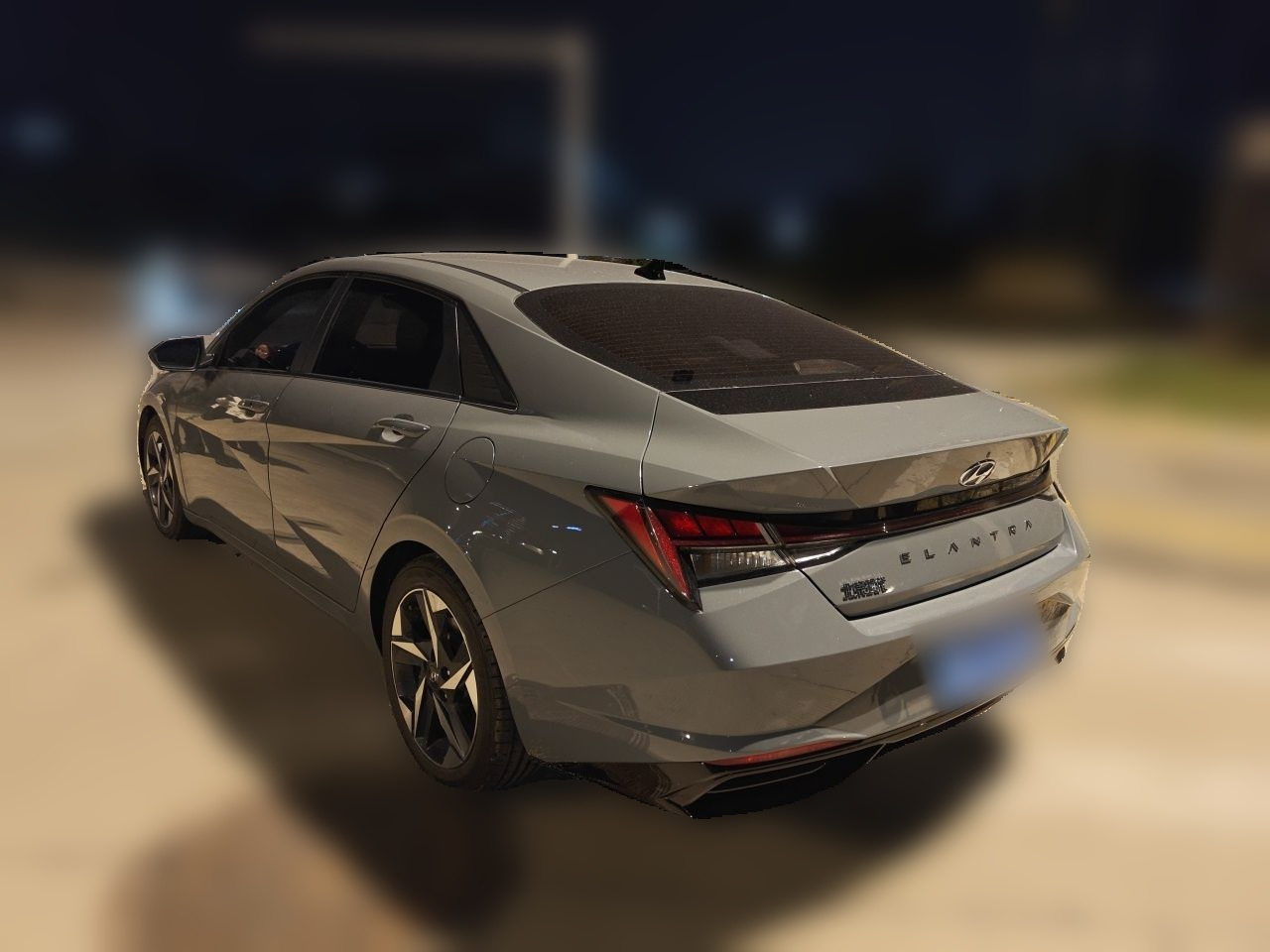 Elantra 2022 1.5L CVT LUX Premium photo 4