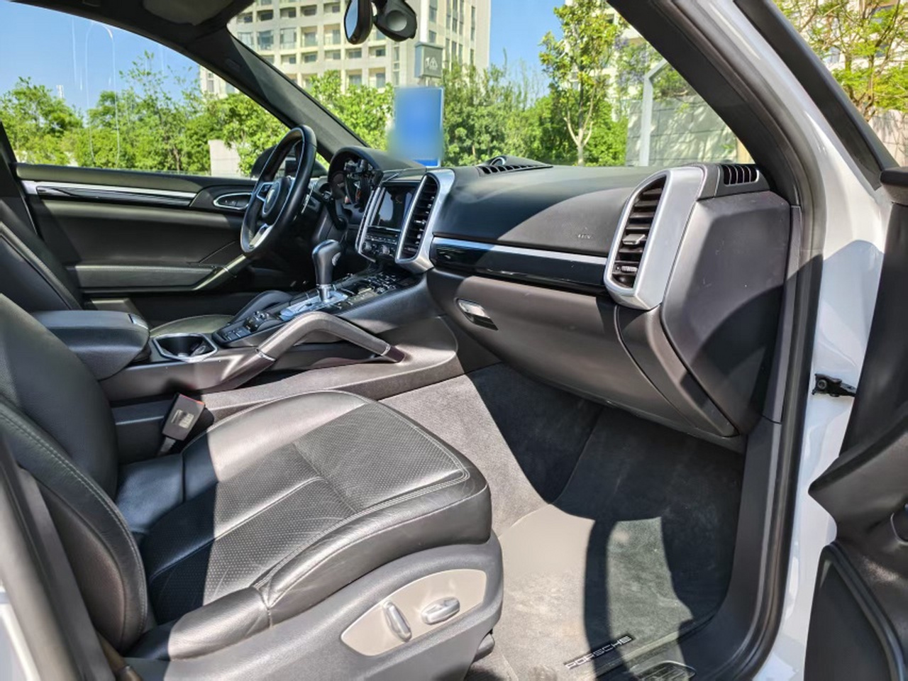 2015 Cayenne 3.0T photo 4