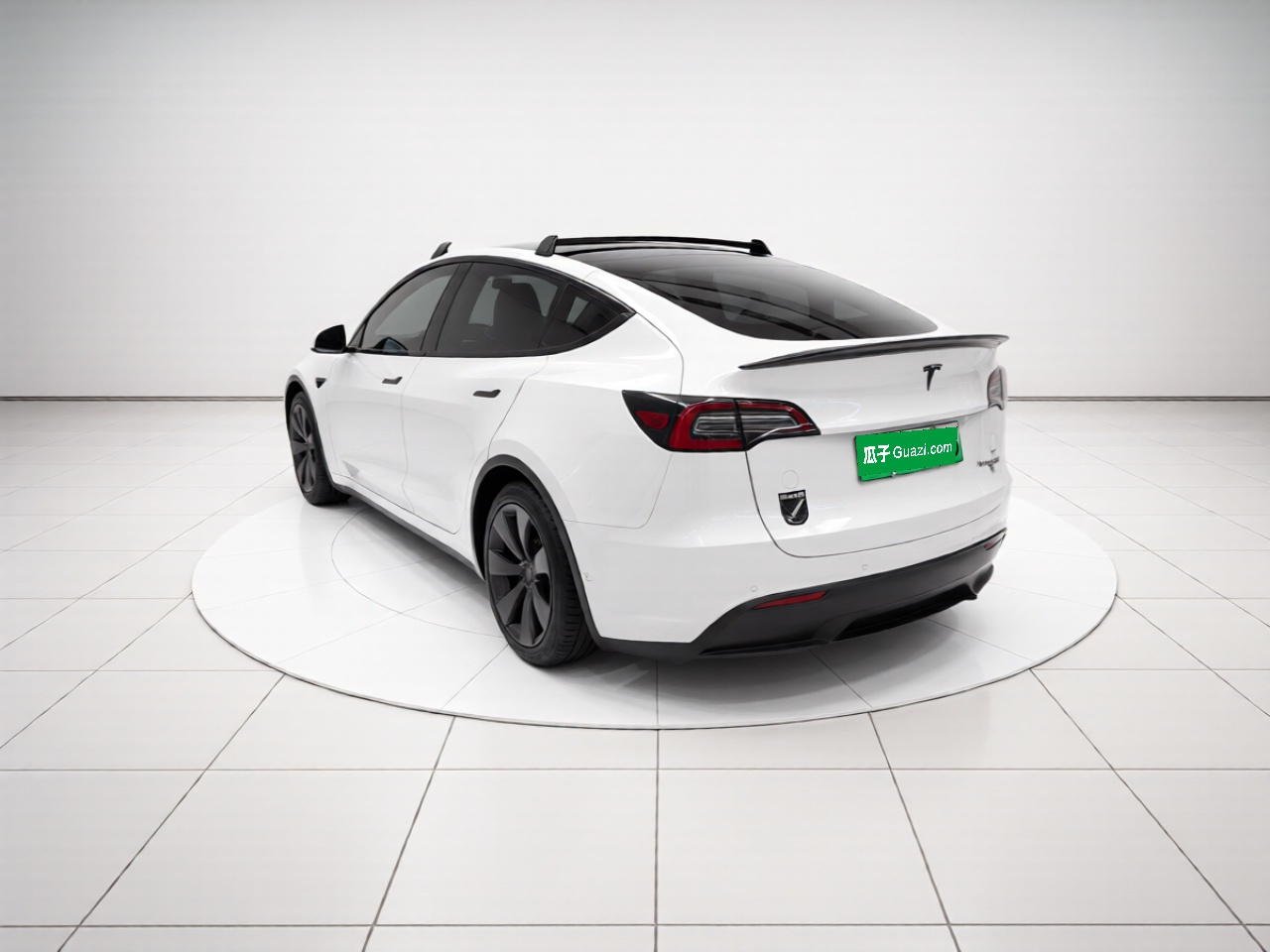 Model Y 2022 RWD photo 4