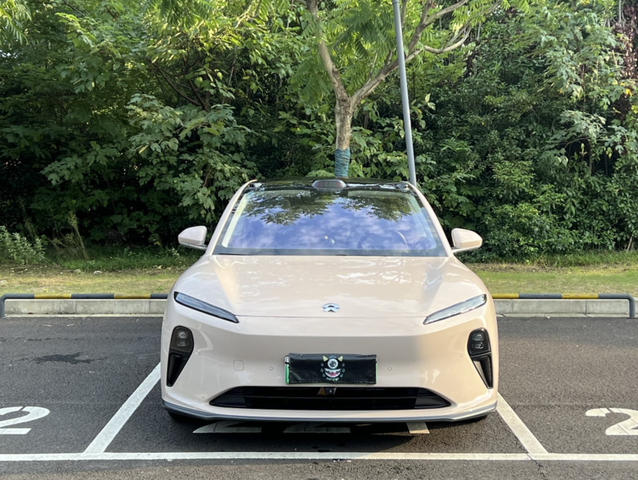 ET5 2022 75kWh photo 2