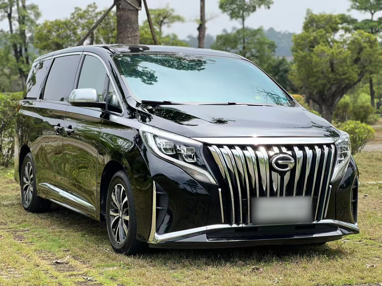 GAC Trumpchi M8 2023 Leading Series 390T Exclusive photo 3