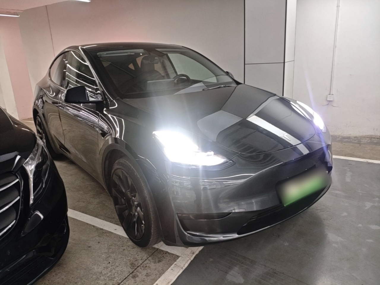 Model Y 2024 RWD photo 3