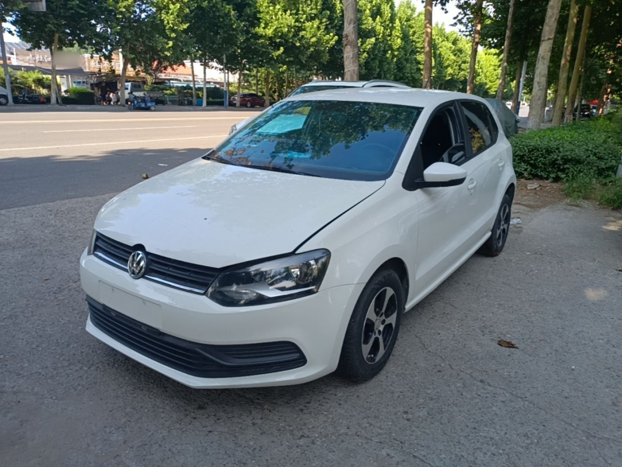 Polo 2016 1.4L MT