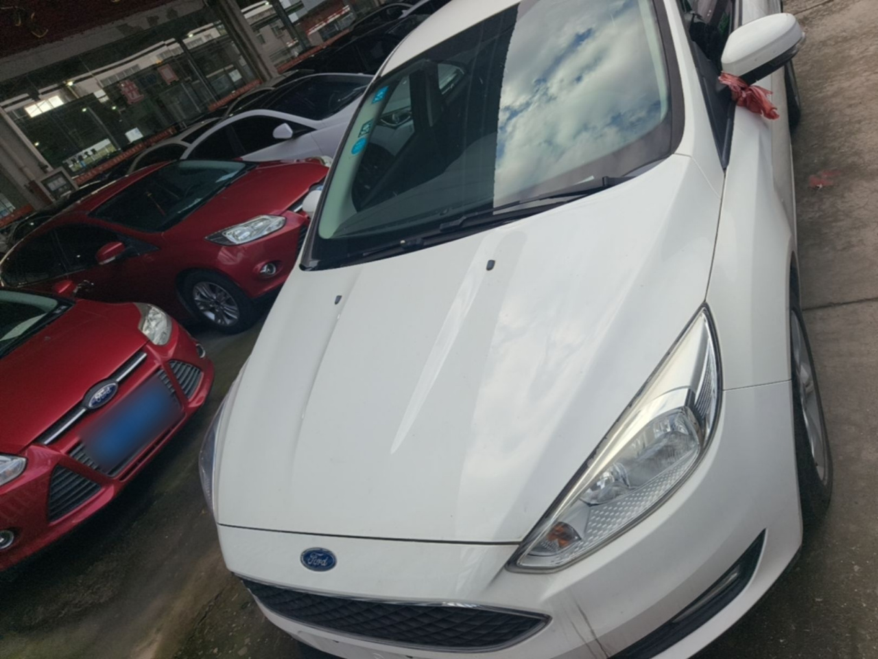 Focus 2017 Hatchback 1.6L AT Comfort photo 2