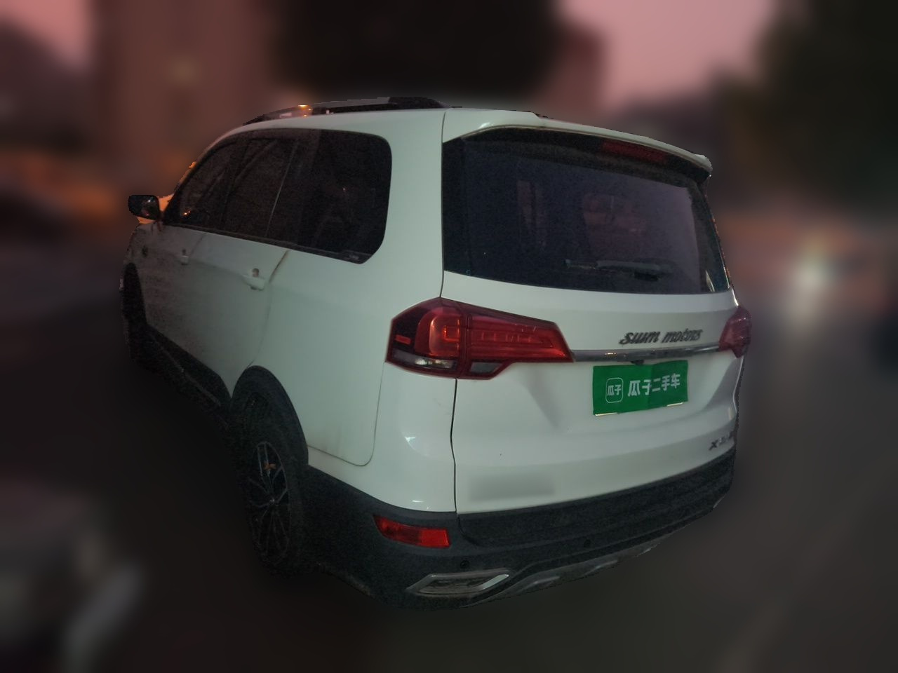SWM X3 2020 1.5L MT Value 7-Seater photo 4