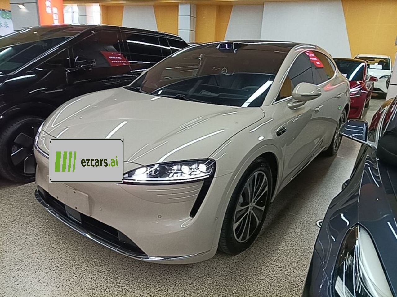 HIMA Luxeed R7 2025 EREV 251km Max