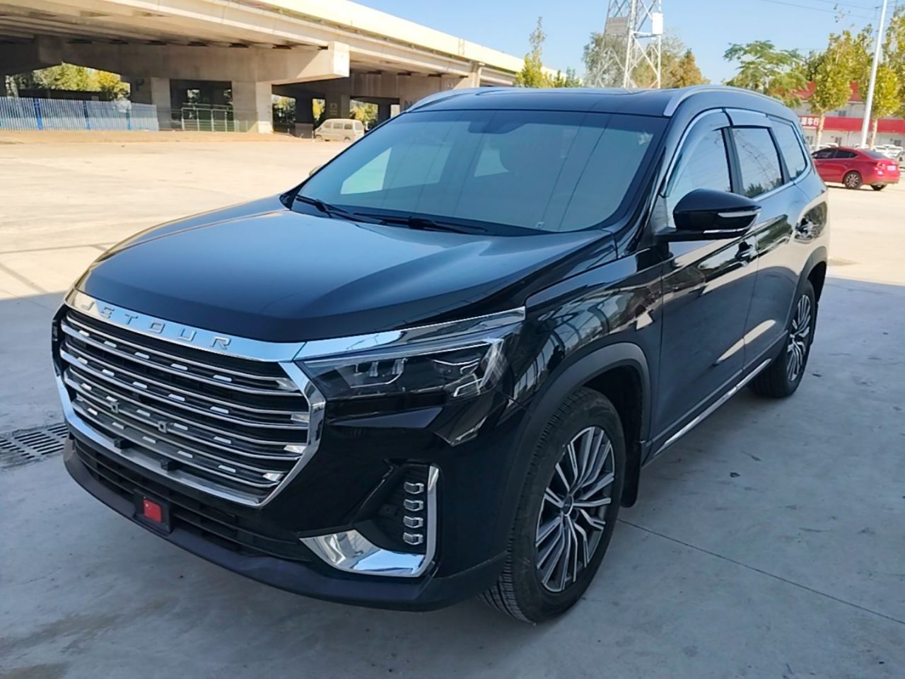 Jetour 2024款 1.6TD DCT Z享版 7座