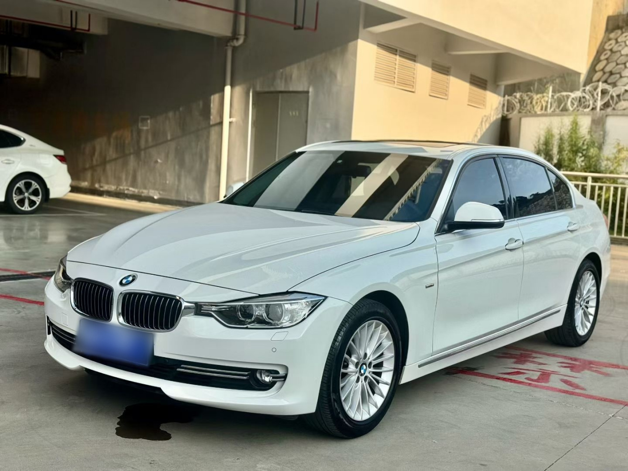 3 Series 2013 Facelift 320Li Luxury Design Package