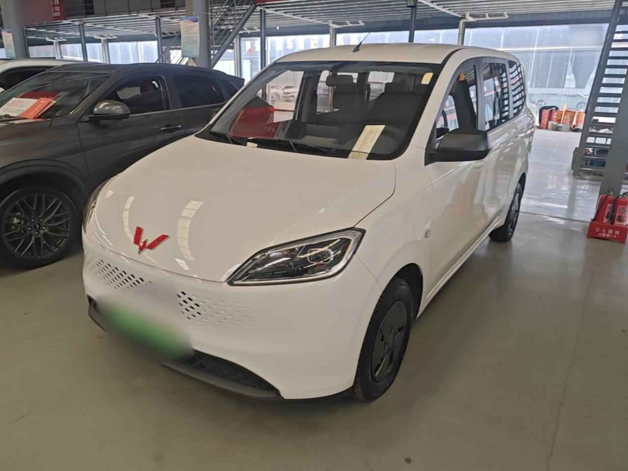 Wuling Hongguang EV 2025 EREV Hybrid 50KM Comfort